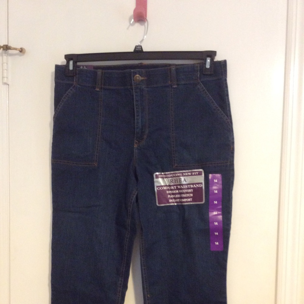 Denim capri.
